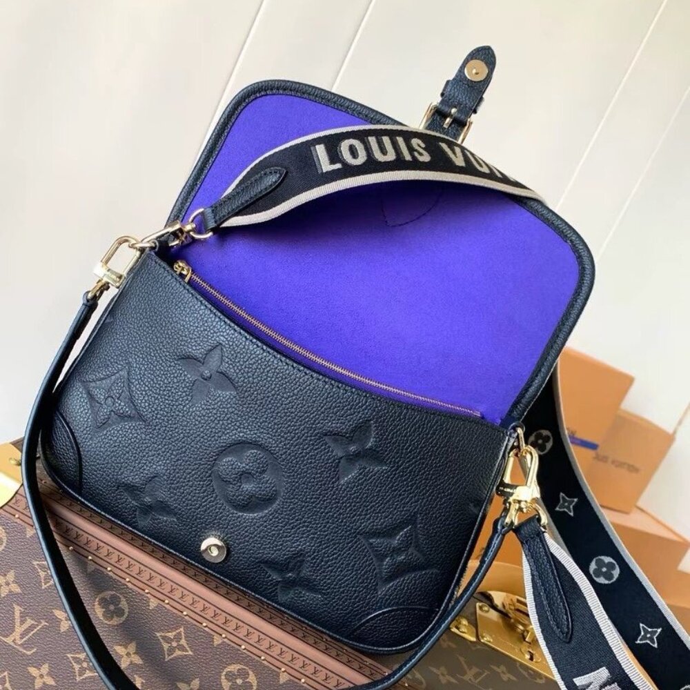 LOUIS VUITTON Diane Baguette Handle Shoulder Bag - Picture 5 of 6
